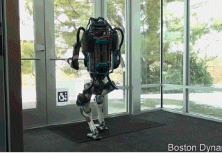 丰田“友情收购”波士顿动力，汽车公司更适合造机器人？